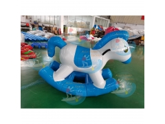 pasadyang pony inflatable horse water toys
 Fun at the sea!